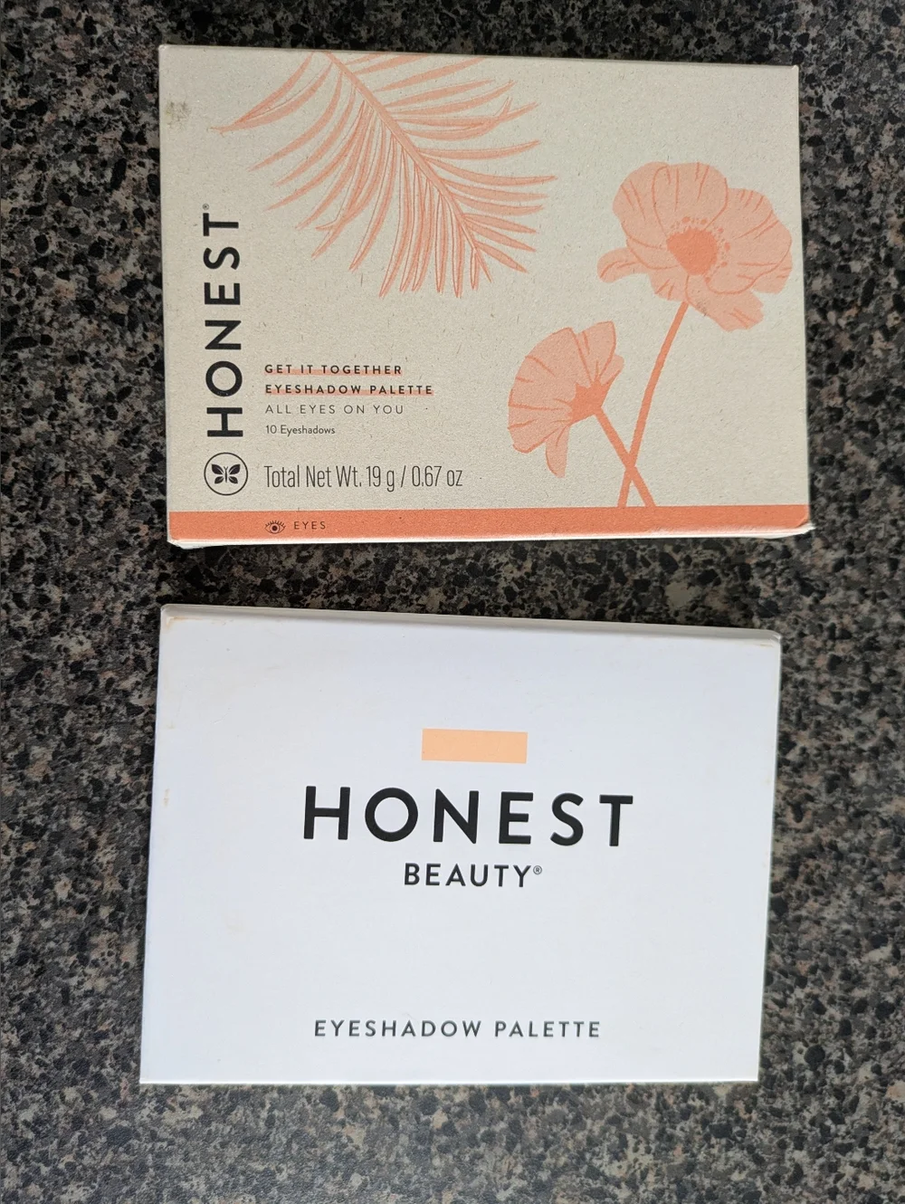 Honest Beauty Get It Together Eyeshadow Pallet With Mirror 10 Shades Smokey Eye - Picture 1 of 3